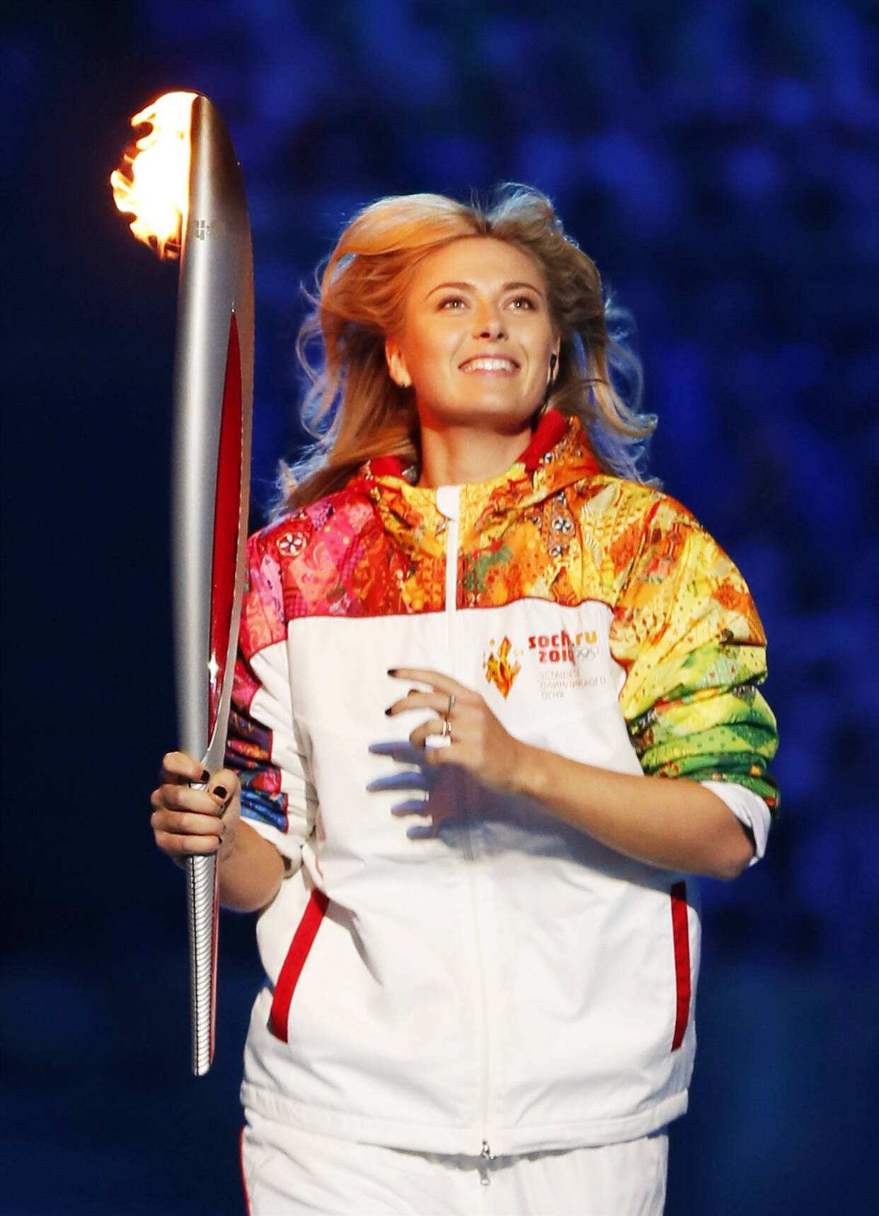 关于莎拉波娃重返赛场，大比分获胜首场状态出色，巴塞罗那观众沸腾！比赛高潮迭起的信息-爱游戏