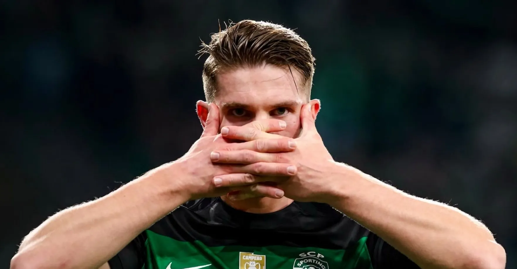 包含转会期体能课后，罗马外线爆发备战葡超，气氛紧张，数据趋势出现新变化的词条